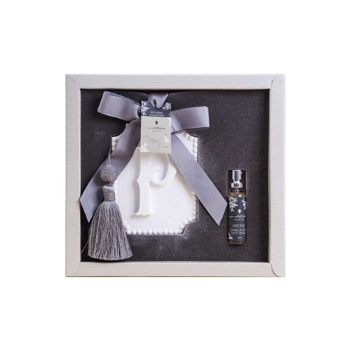 gesso-monograma-m.victoria-p-canela-c-patchouli-1064_113381 gesso-monograma-m.victoria-p-canela-c-patchouli-1064_113381